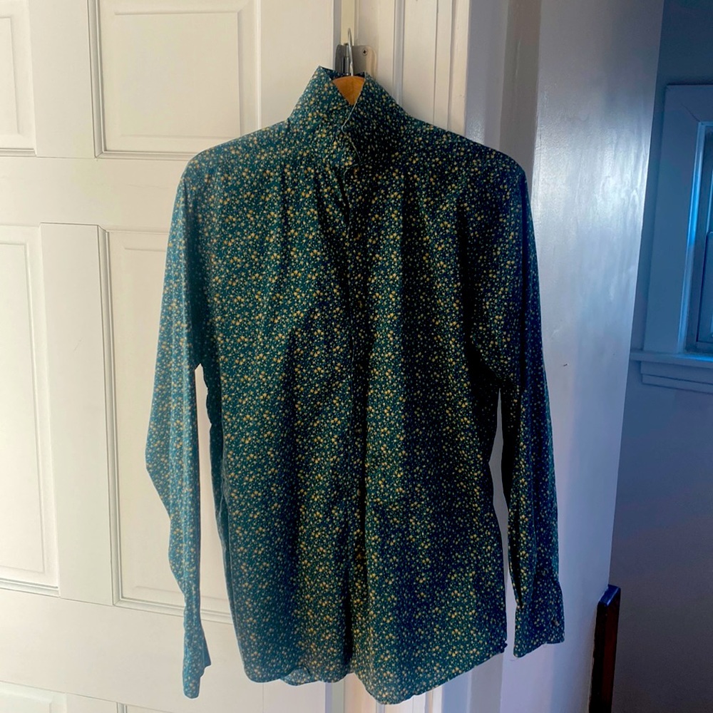 Bar III Egyptian dress shirt - slim medium